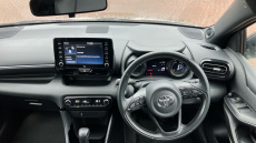 Toyota Yaris 1.5 Hybrid Dynamic 5dr CVT Hybrid Hatchback